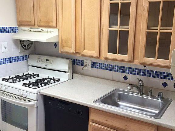 2nd image of 1921 Wilson Ln APT 302