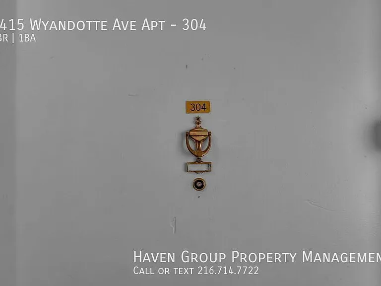 1415 Wyandotte Ave #304 — Photo 3