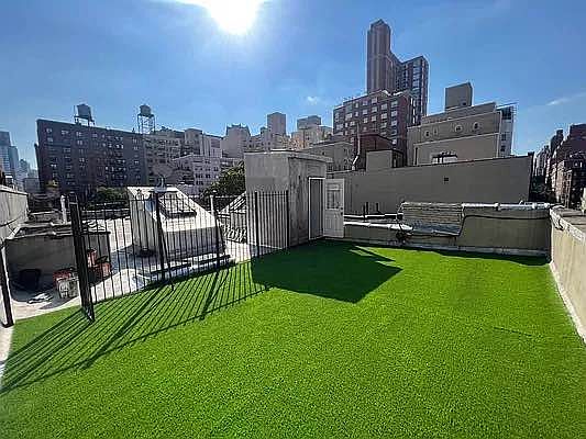 4th image of 234 E 81st St APT 4C