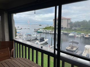 1801 Mariner Dr APT 18, Tarpon Springs, FL 34689