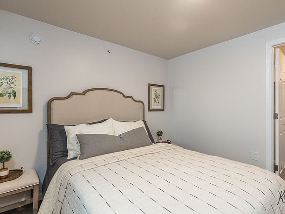 3rd image of 1533 Lacey St #310