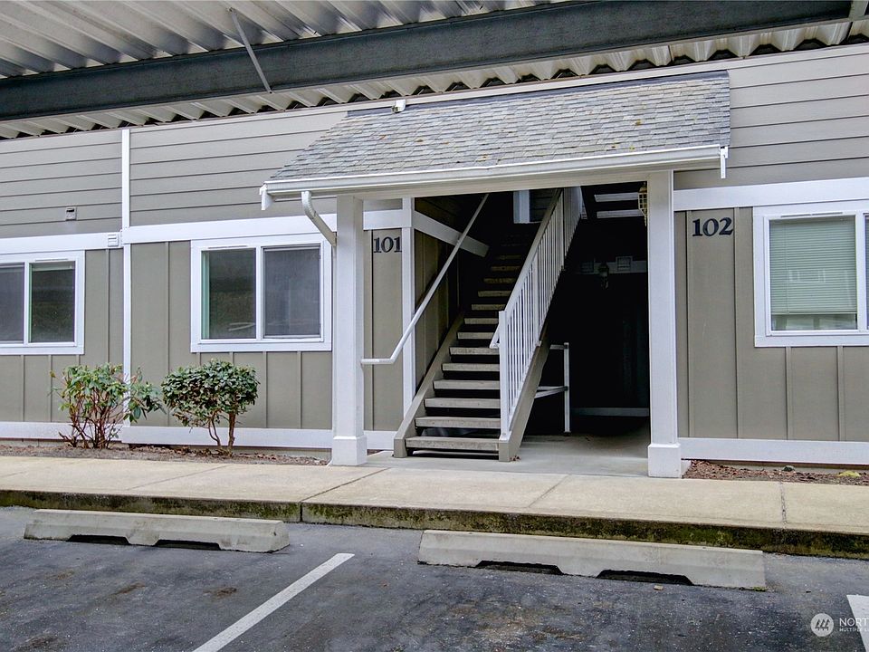 1st image of 1670 SW Mulberry Place #B101