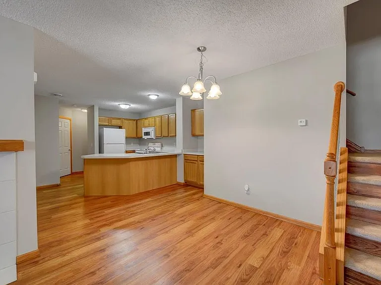 17324 River Birch Ln S — Photo 4