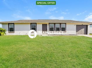 1105 NE 12th Ter, Cape Coral, FL 33909