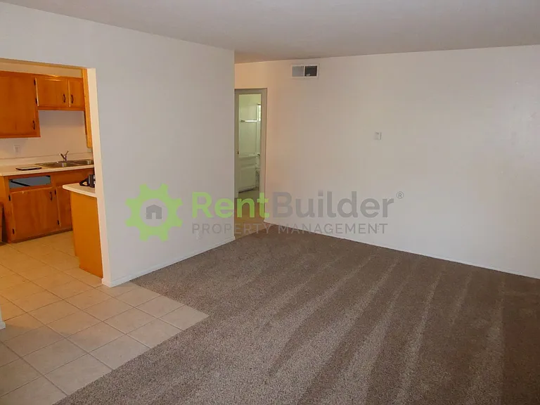 205 Vassar Dr SE — Photo 24