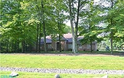 1st image of 175 Woodland Dr