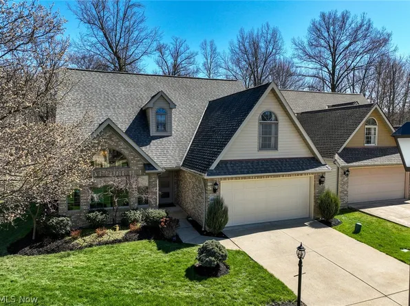 22536 Melissa Ln, Strongsville, OH 44149