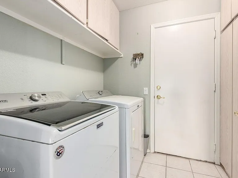 1320 E Cottonwood Ln — Photo 21