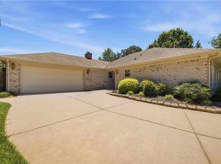 2001 Starboard Ct, Virginia Beach, VA 23454