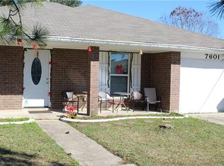 7601 Berg Rd, New Orleans, LA 70128