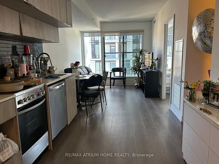 181 Dundas St E #2812 — Photo 5