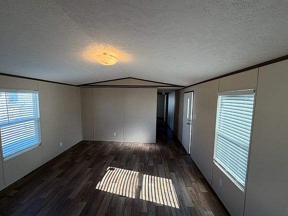 2nd image of 100 Becky Dr