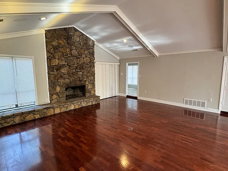 2302 Hawksmoor Pl — Photo 5