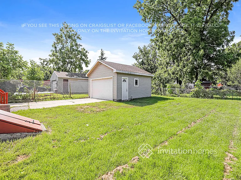 783 E Galena Blvd — Photo 17