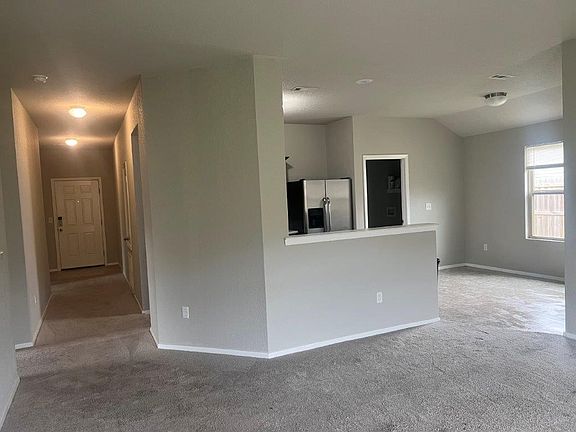 3rd image of 804 NW 68th Ave