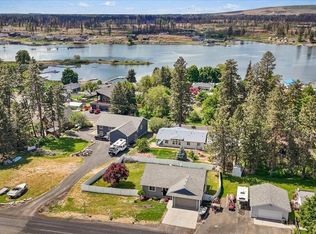 10918 S Pinecroft Rd, Medical Lake, WA 99022
