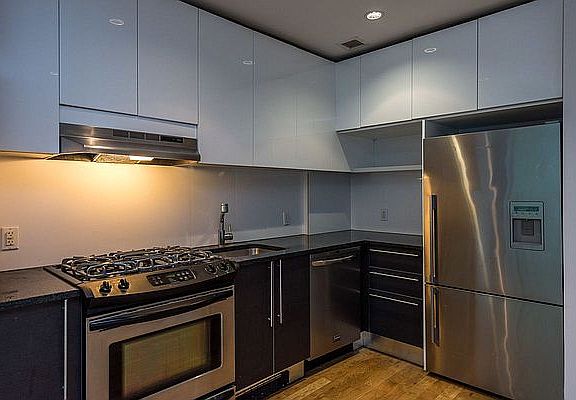 4th image of 114 Troutman St APT 114