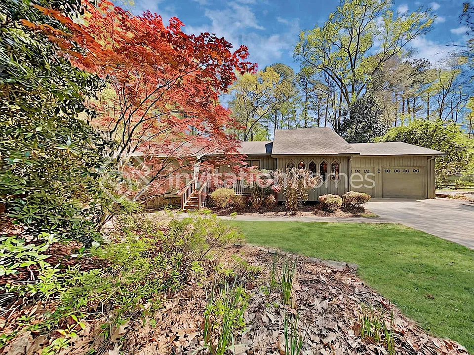 4872 Bush Rd