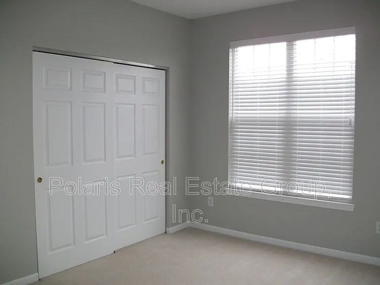 2215 Colfax Ln — Photo 17