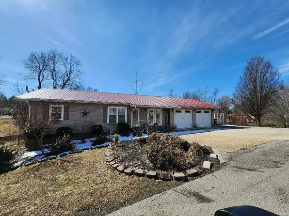 15458 Horse Shoe Ln, Dexter, MO 63841