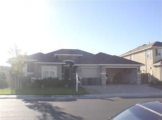 6905 Boa Nova Dr, Elk Grove, CA 95757