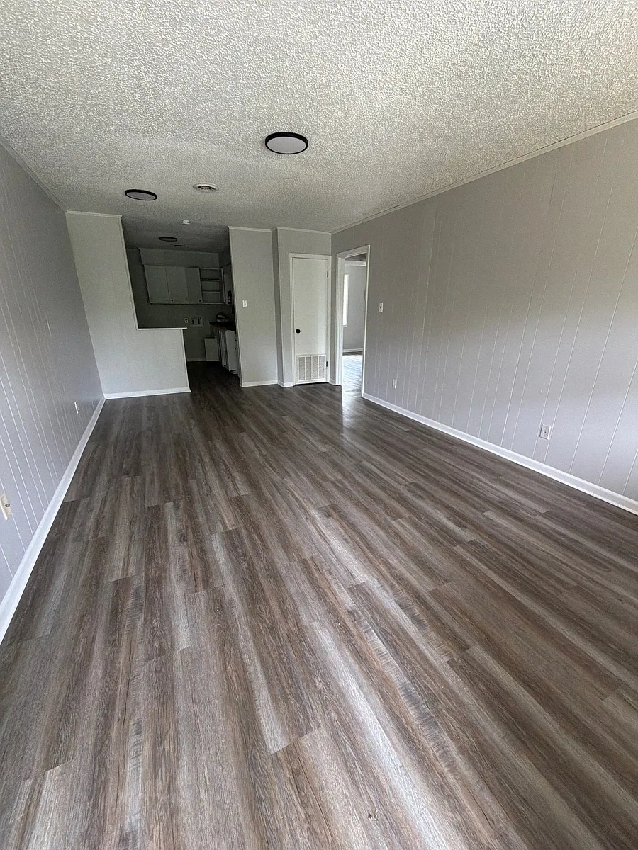 Building Photo - 207 Highland St #6