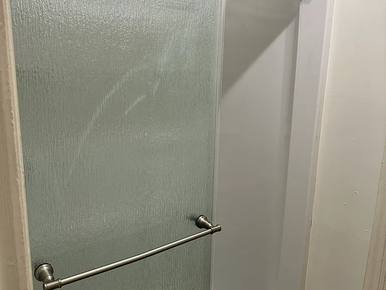 4842 International Blvd #5 — Photo 3