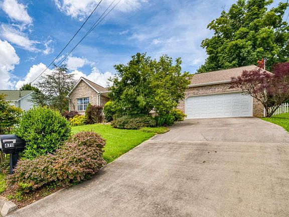 2nd image of 4711 Country Ln