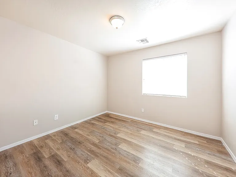 3312 S 95th Dr — Photo 13