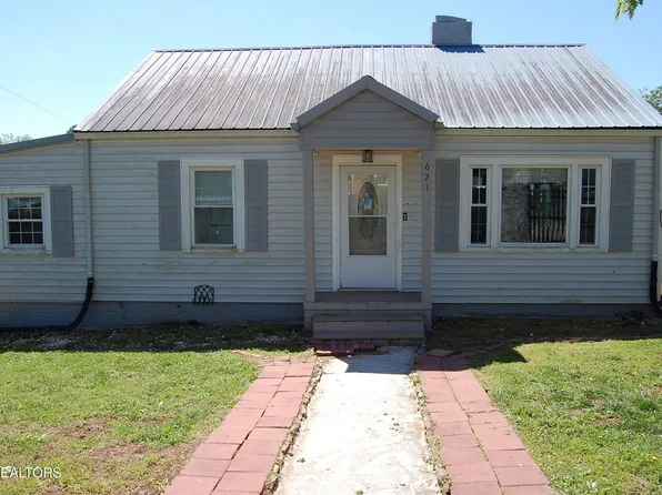621 Ferry St, Loudon, TN 37774