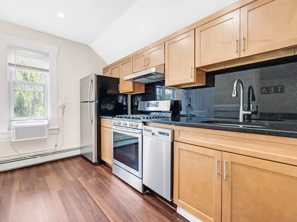 301A Orange Rd #3, Montclair, NJ 07042