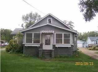 15405 N River Beach Dr, Chillicothe, IL 61523