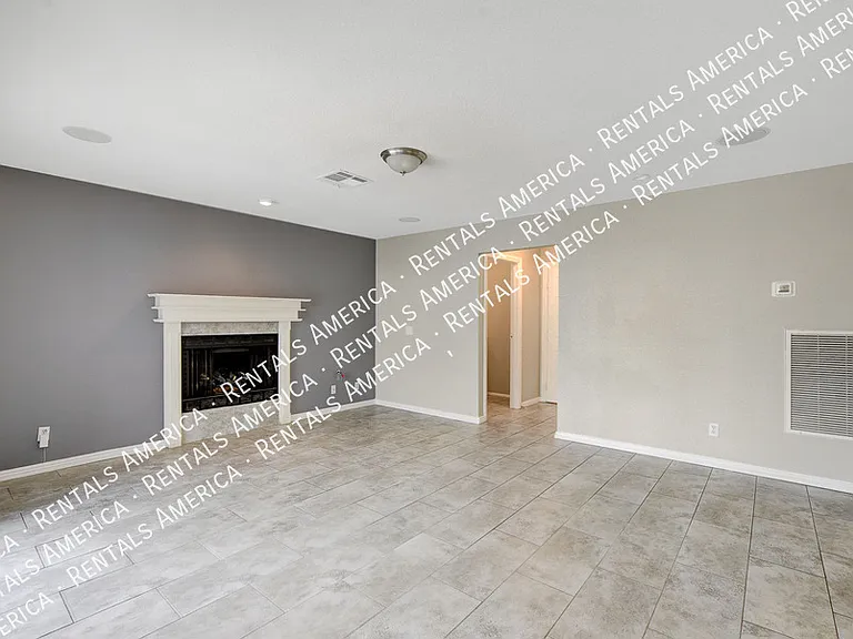 319 Simon Bolivar Dr — Photo 11