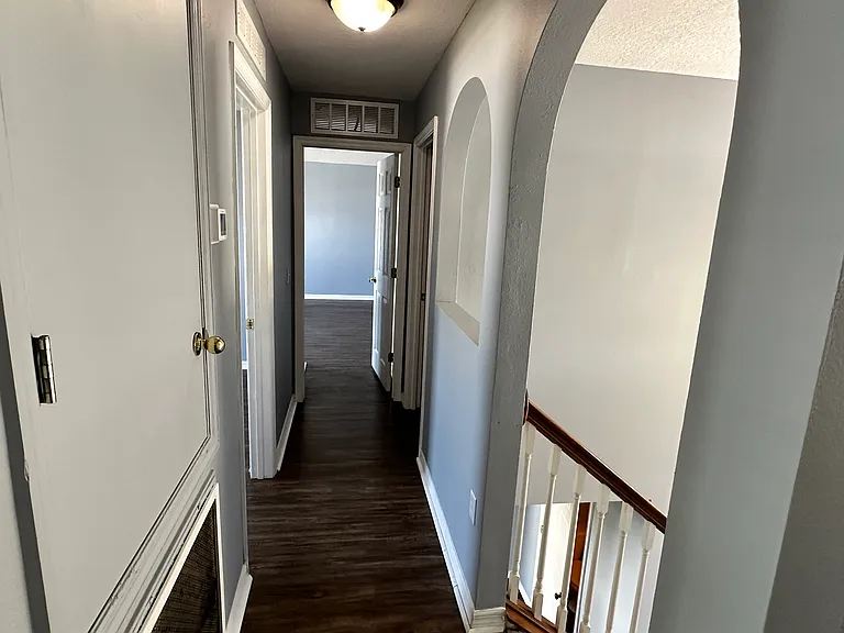 2705 NE 42nd Rd — Photo 29