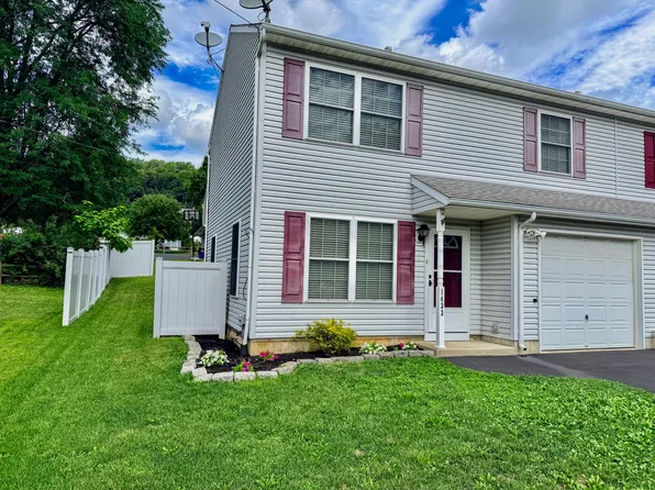 1433 Salisbury Rd, Allentown, PA 18103