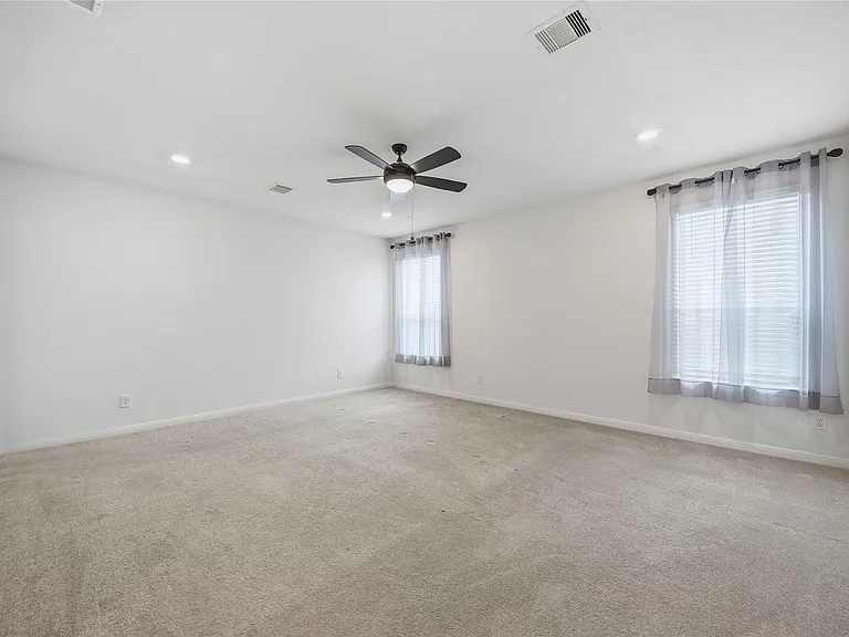 7627 Coral Key Dr — Photo 18