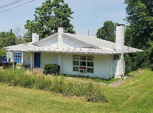 2638 Lake Rd, Sharpsville, PA 16150