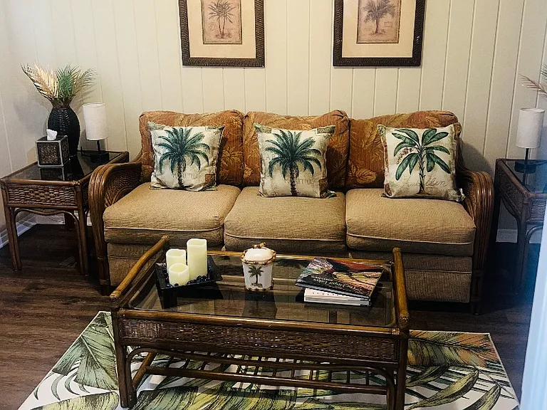 375 Hemingway Dr — Photo 25