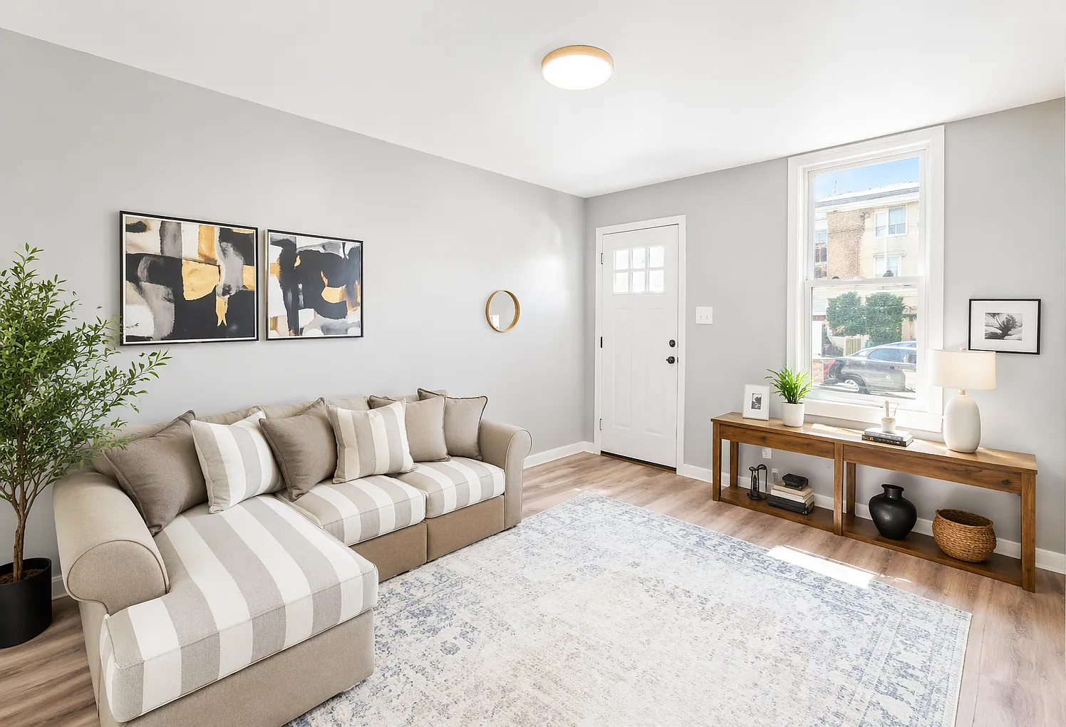 2 bed, 1276 sqft, $2,200 — Photo 2