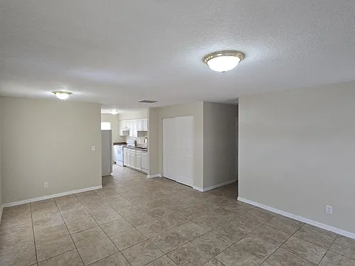 3111 E Cayuga St Photo 1