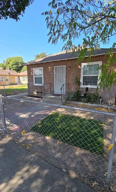 1 bed, 1.0 bath, 600 sqft, $1,800 — Photo 2