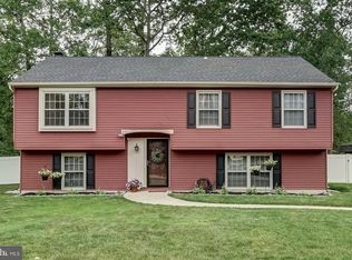 613 Harvest Ln, Waterford Works, NJ 08089