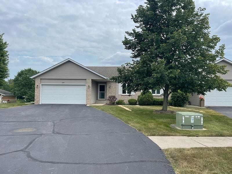 1st image of 6285 Carriage Green Way