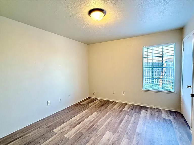 705 Ruth Ct #A — Photo 11