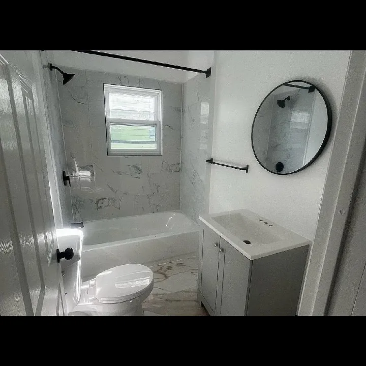 145 Vermont Ave #3L