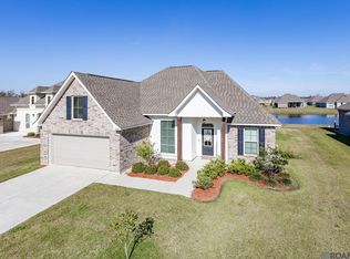 4822 Longwood Dr, Addis, LA 70710