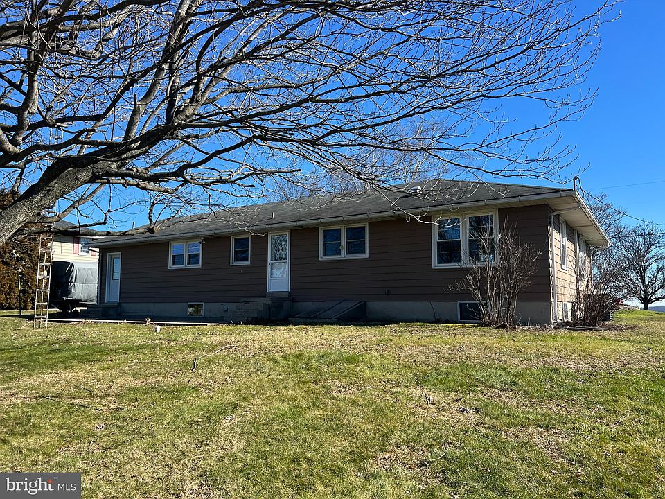 1661 County Line Rd, Bechtelsville, PA 19505 Zillow