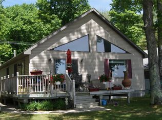21909 Bluffs Hwy, Onaway, MI 49765