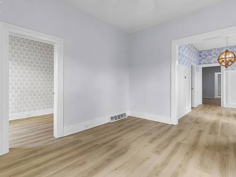 914 Hayes Ave — Photo 21
