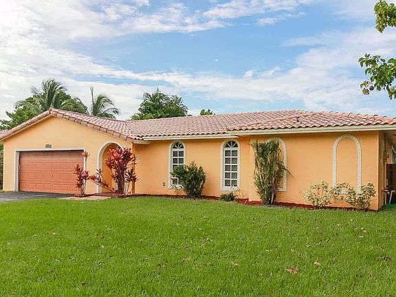 3rd image of 10531 NW 43rd Ct